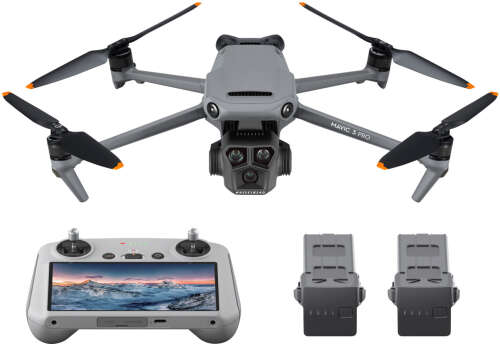 DJI - Mavic 3 Pro Fly More Combo Drone and Remote Control with Built-in Screen (DJI RC) - Gray