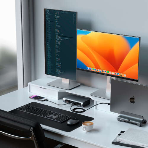 Rent to own Satechi - Thunderbolt 4 Multimedia PRO Dock-2 DisplayPort, 2 HDMI 2.1, USB C, 5 USB A Port, Micro/SD, Audio Jack, Ethernet 2.5Gbps - Space Gray