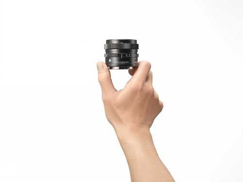 Rent to own Sigma 17mm f/4 DG DN Contemporary Ultra Wide Lens for Sony-E Cameras